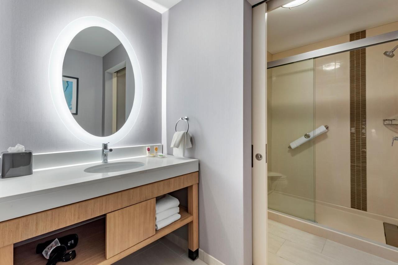 Hyatt Place Indianapolis Кармел Экстерьер фото