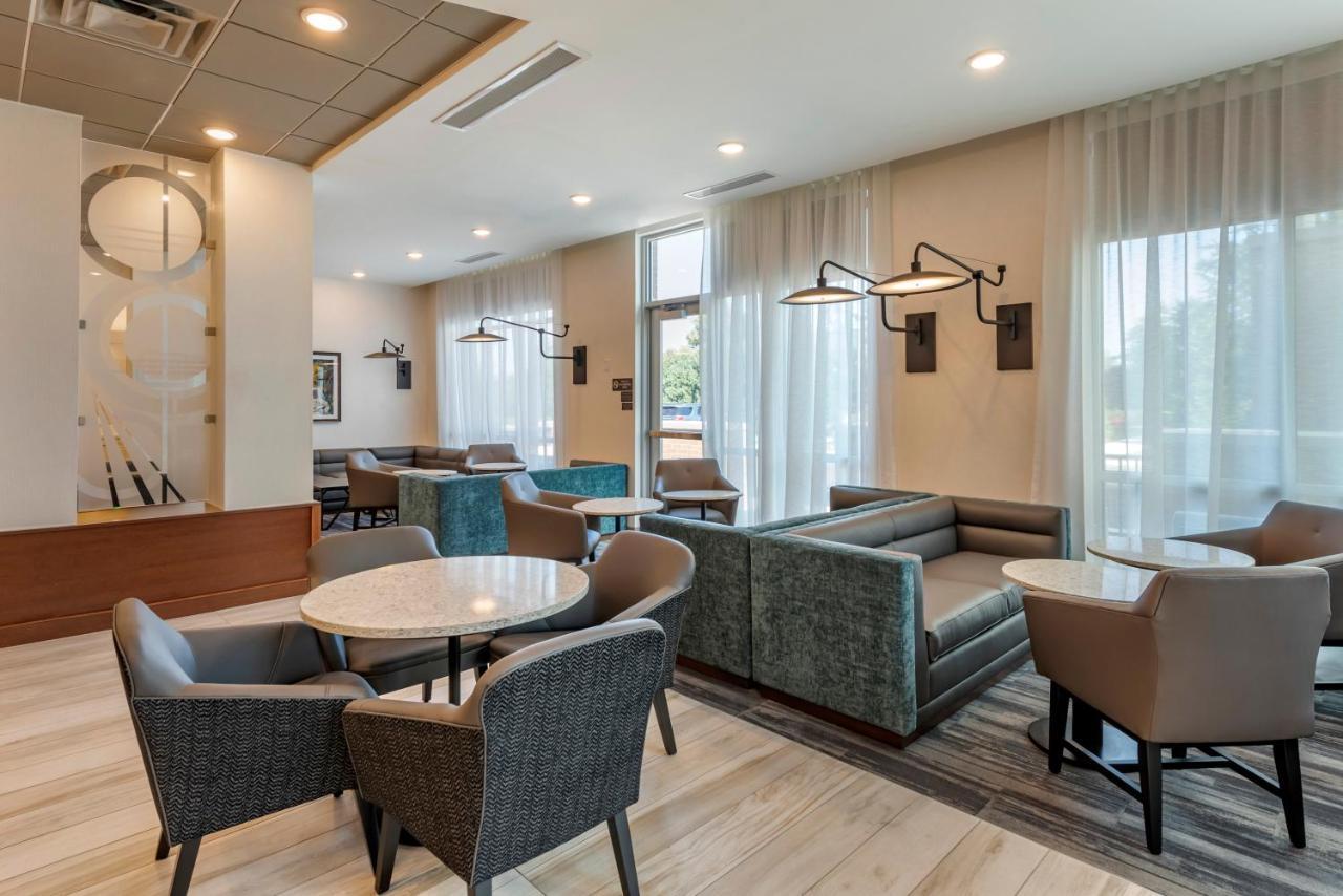 Hyatt Place Indianapolis Кармел Экстерьер фото