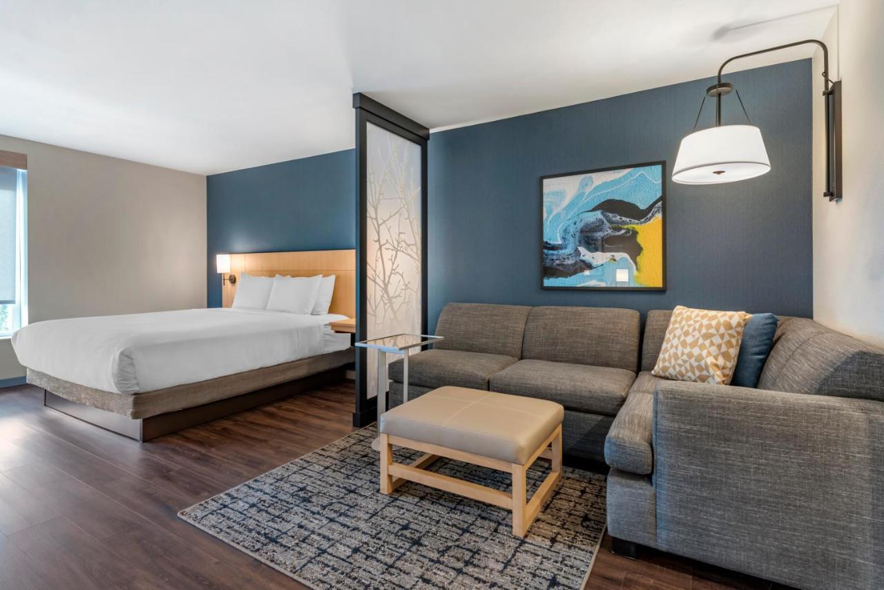 Hyatt Place Indianapolis Кармел Экстерьер фото